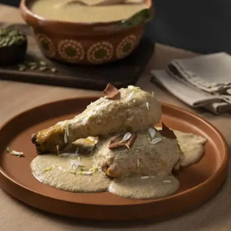 creation thumb for MOLE BLANCO DE NOVIA CON POLLO