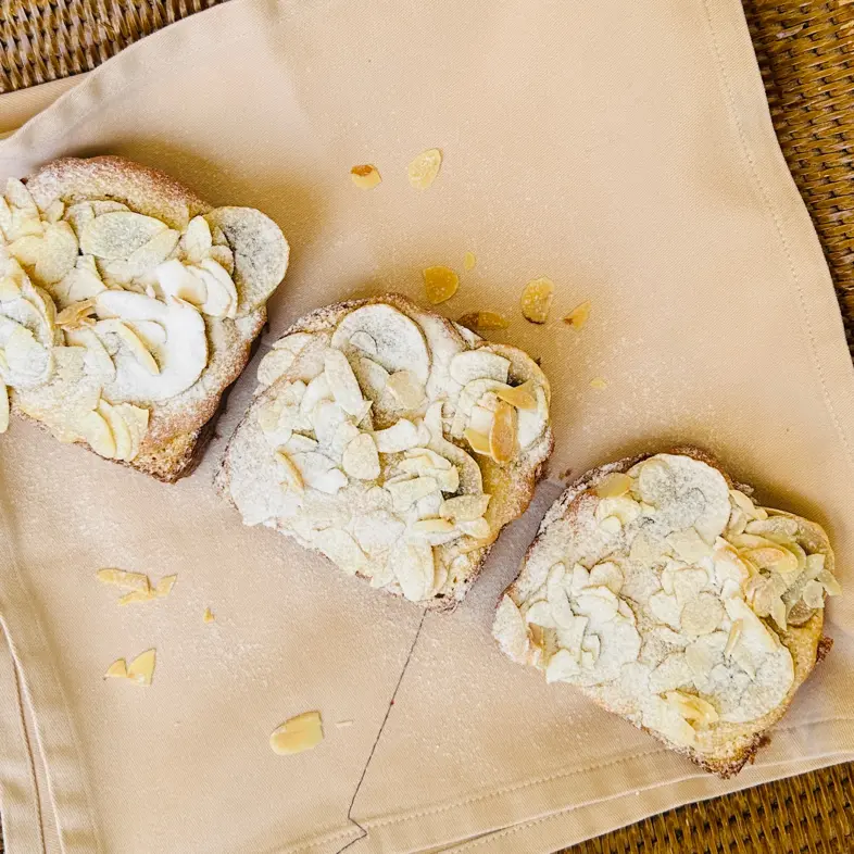 creation thumb for Almonds and banana bostock