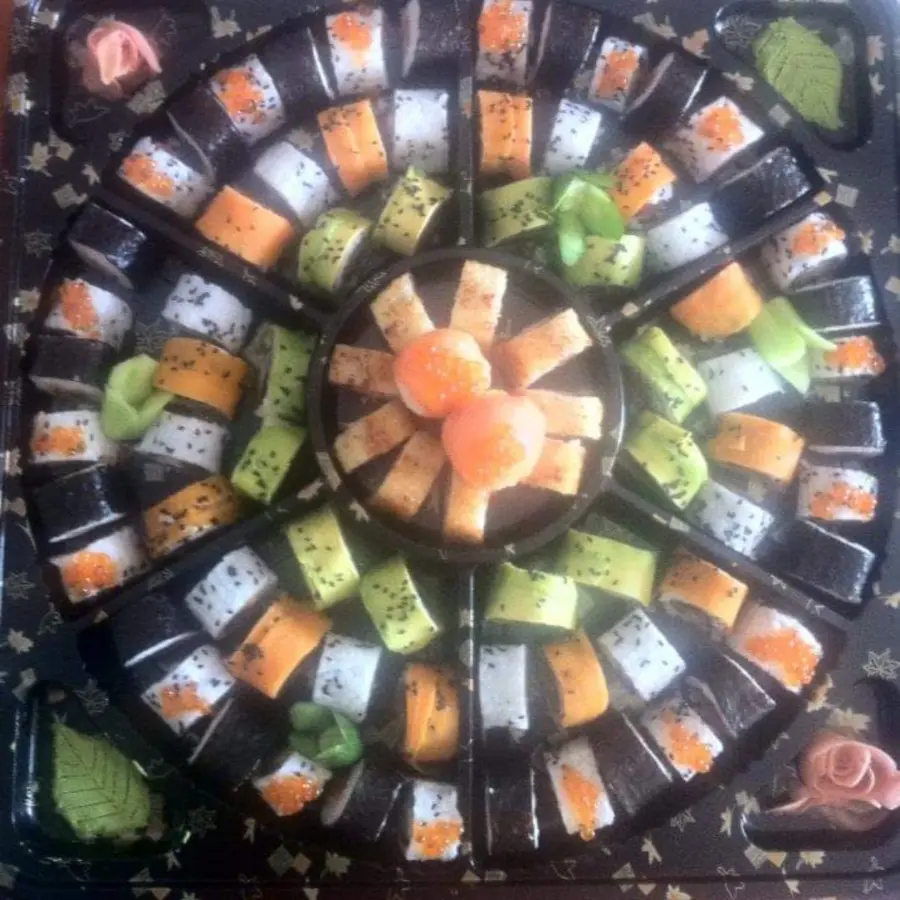 creation thumb for Sushi at home