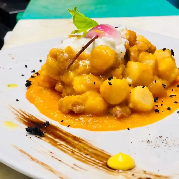 creation thumb for Gnocchi alla zucca gialla salsiccia e burrata