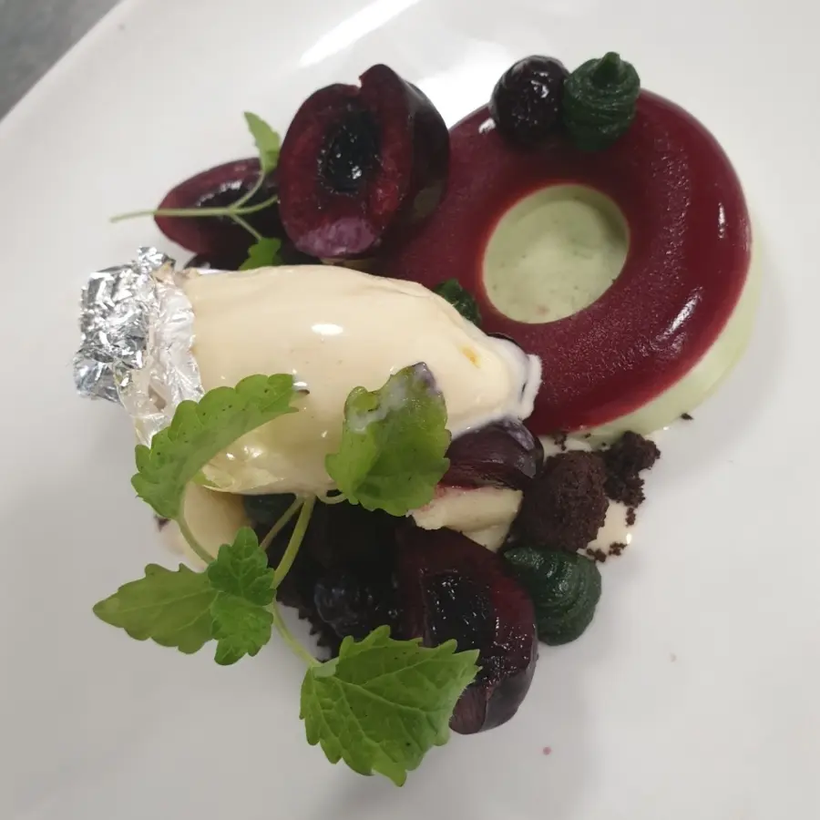 creation thumb for Pre plated dessert