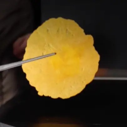creation thumb for Saffron Crisps