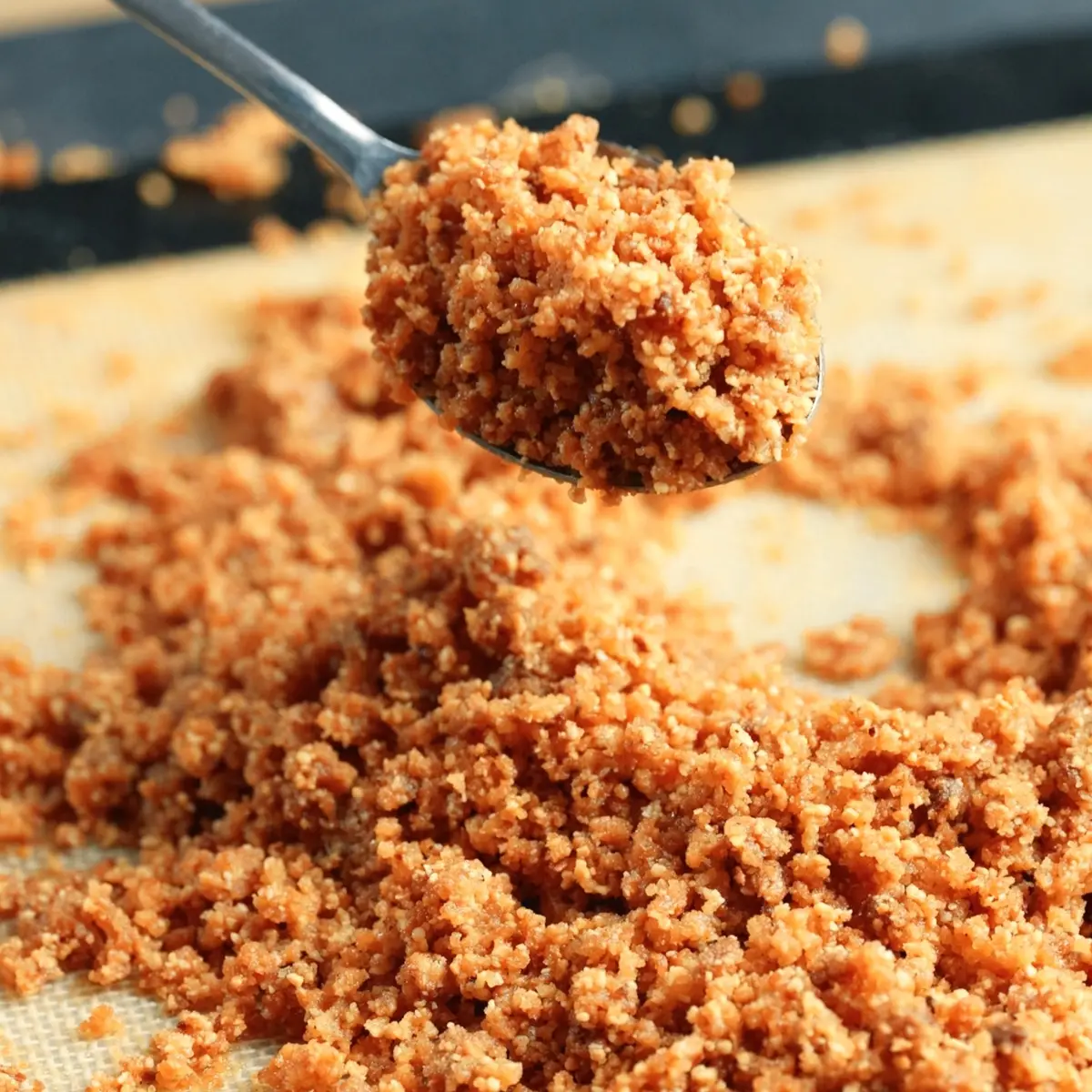 creation thumb for Hazelnut White Chocolate Crumble