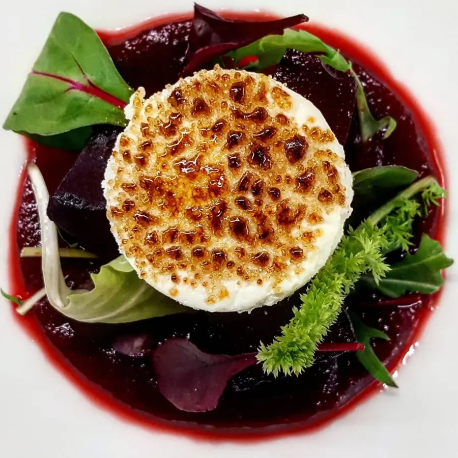 creation thumb for Winter 2019/2020 Goatcheese | Baked Red Beet | Red beat Cream
