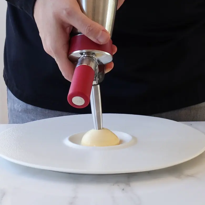 creation thumb for Fischsauce-Braune-Butter-Espuma