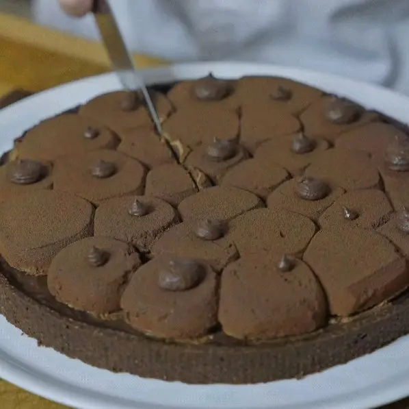 creation thumb for The Perfect Chocolate Tart 🍫
