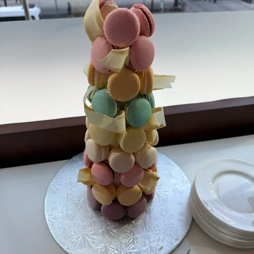 creation thumb for Macarons Tower.