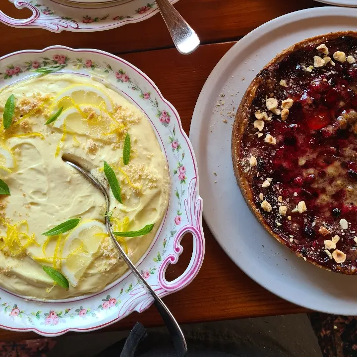 creation thumb for Limoncello Tiramisu and hazelnut tart with berries