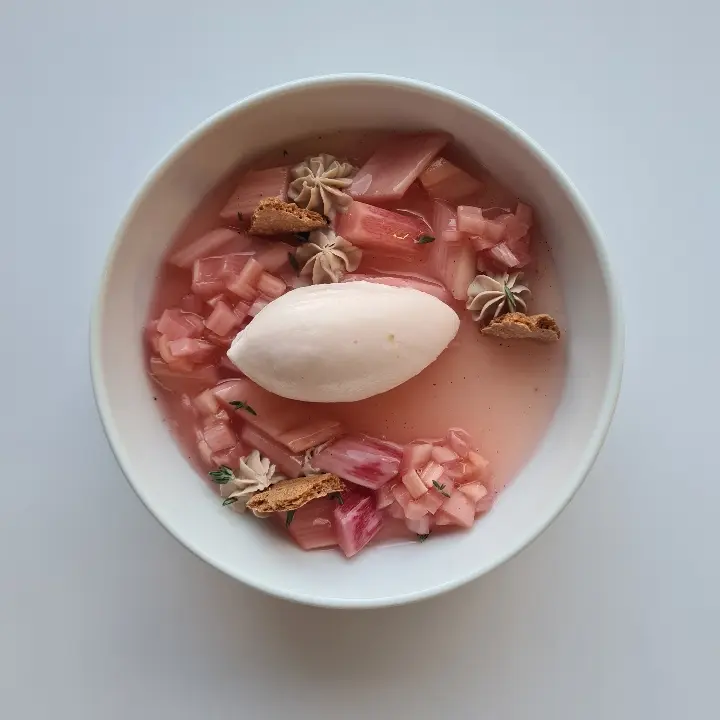 creation thumb for Honig Panna Cotta | Rhabarber | Thymian