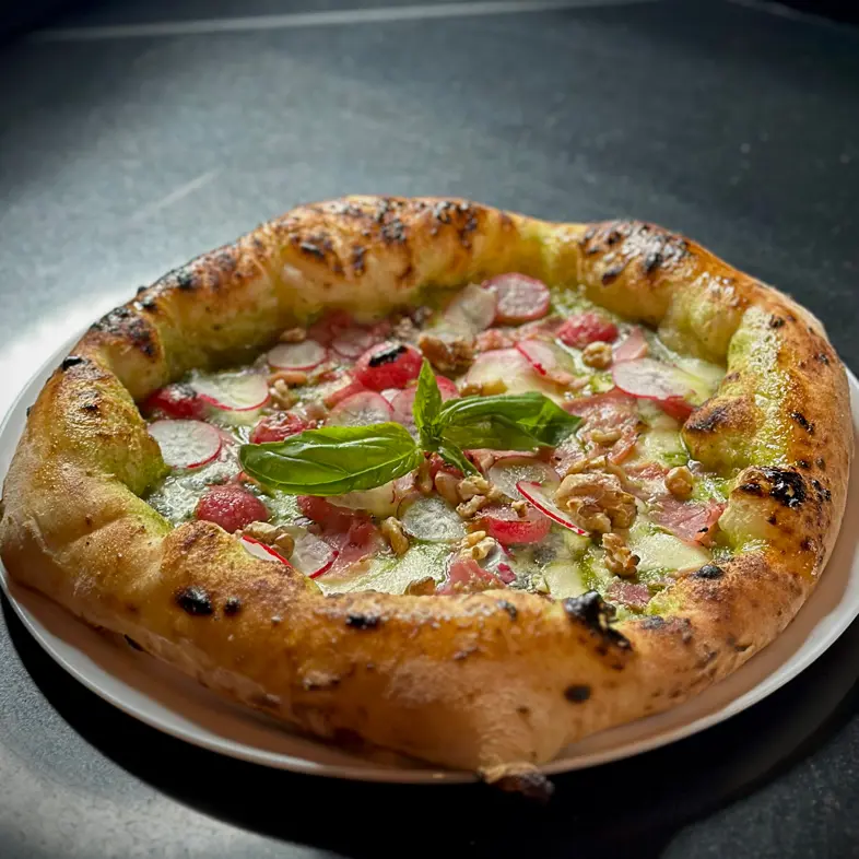 creation thumb for Radish Pizza