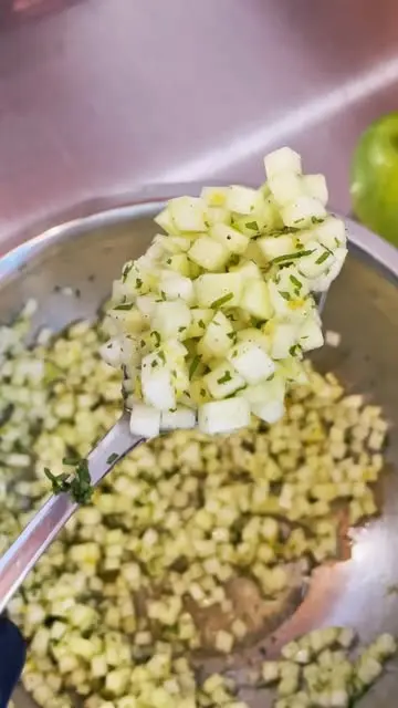 creation thumb for Compressed Apple Brunoise