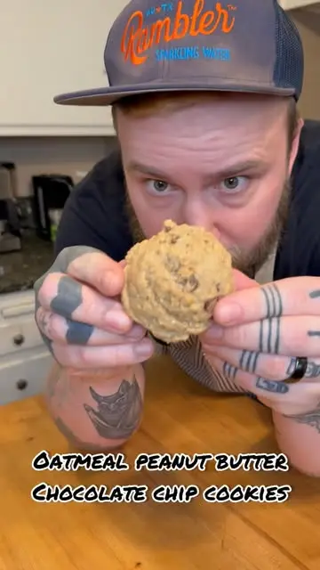 creation thumb for Peanut Butter Oatmeal Chocolate Chip Cookie with Smoked Maldon