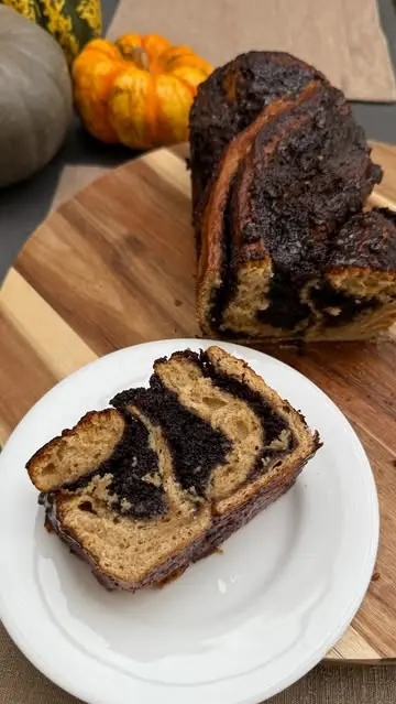 creation thumb for Poppyseed Sourdough Babka