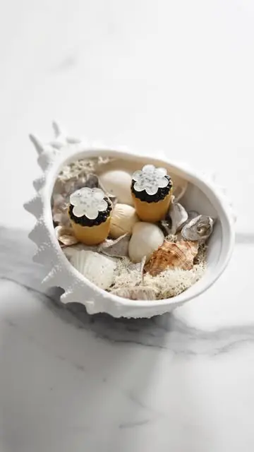 creation thumb for Croustade with Scallops and Caviar