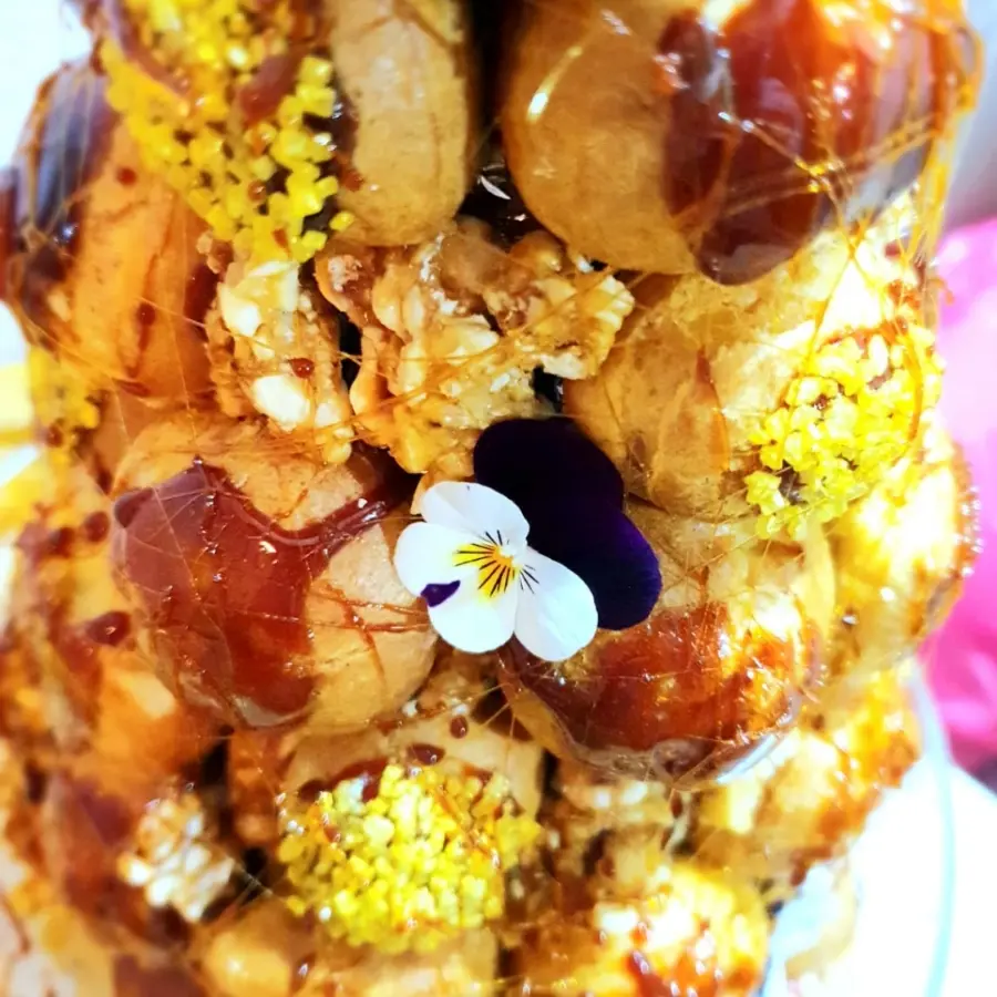 creation thumb for Pate choux tree