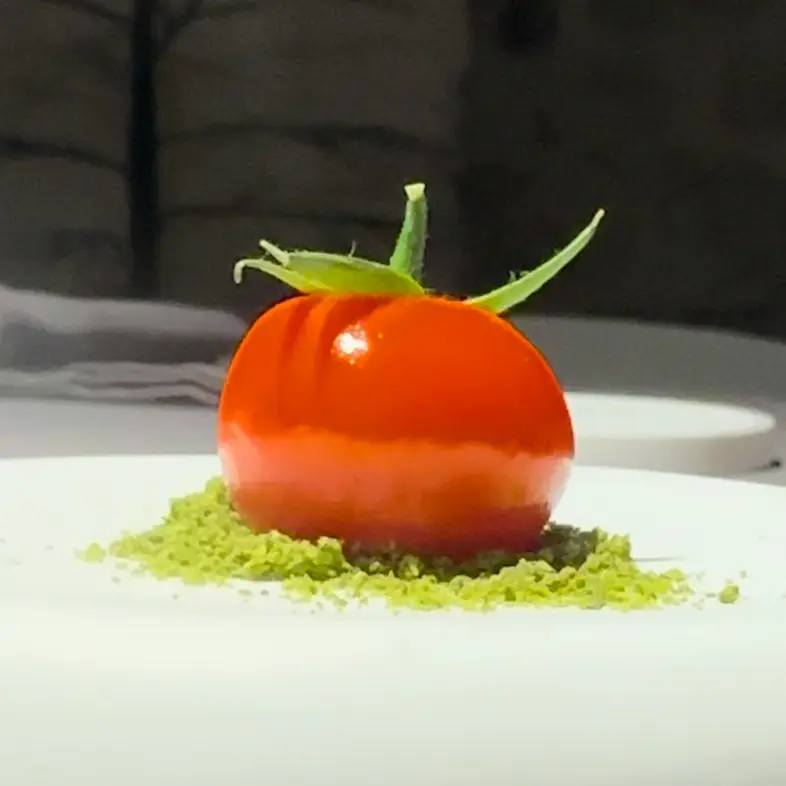 creation thumb for Fake Tomato Filled with Smoked Ricotta