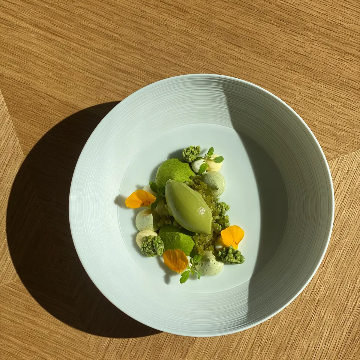 creation thumb for Matcha/salty Lemon/ Buckwheat / Felchlin Edelweiss 36%