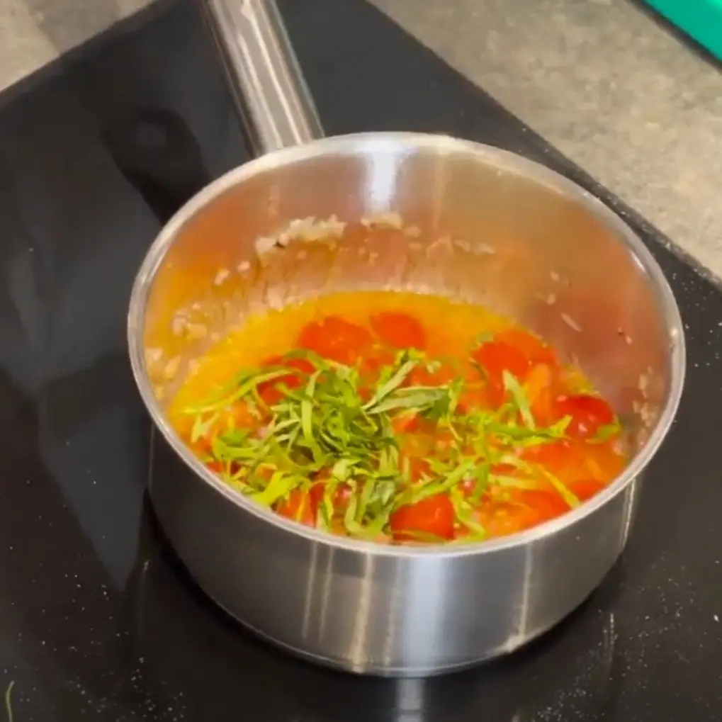 creation thumb for Classic sauce Vierge