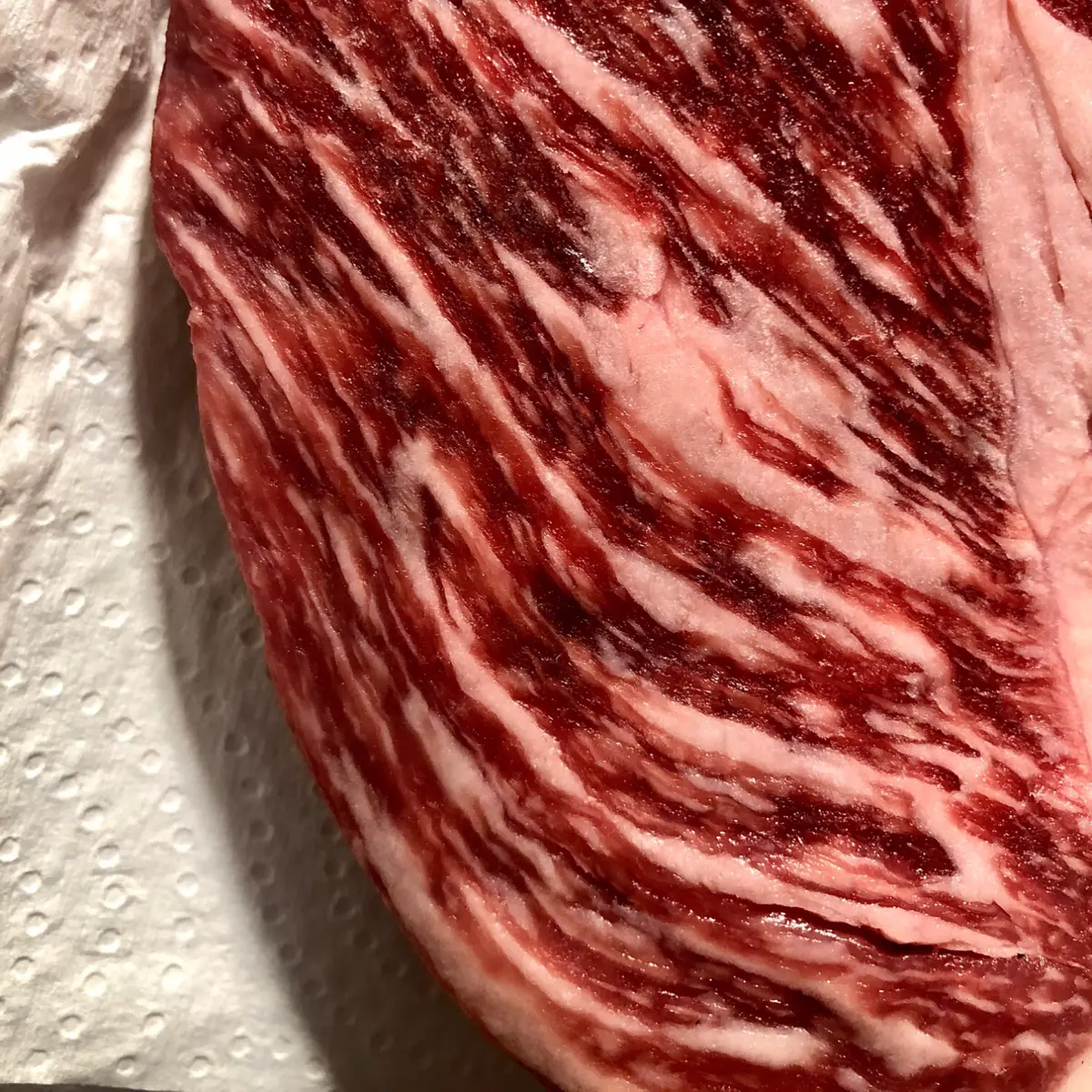 creation thumb for Angus 30days aged, 52°C, flashed with his fat. So marbled so juicy.