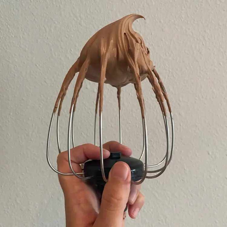 creation thumb for Chocolate Ganache Whipped 70% and Tonka Bean