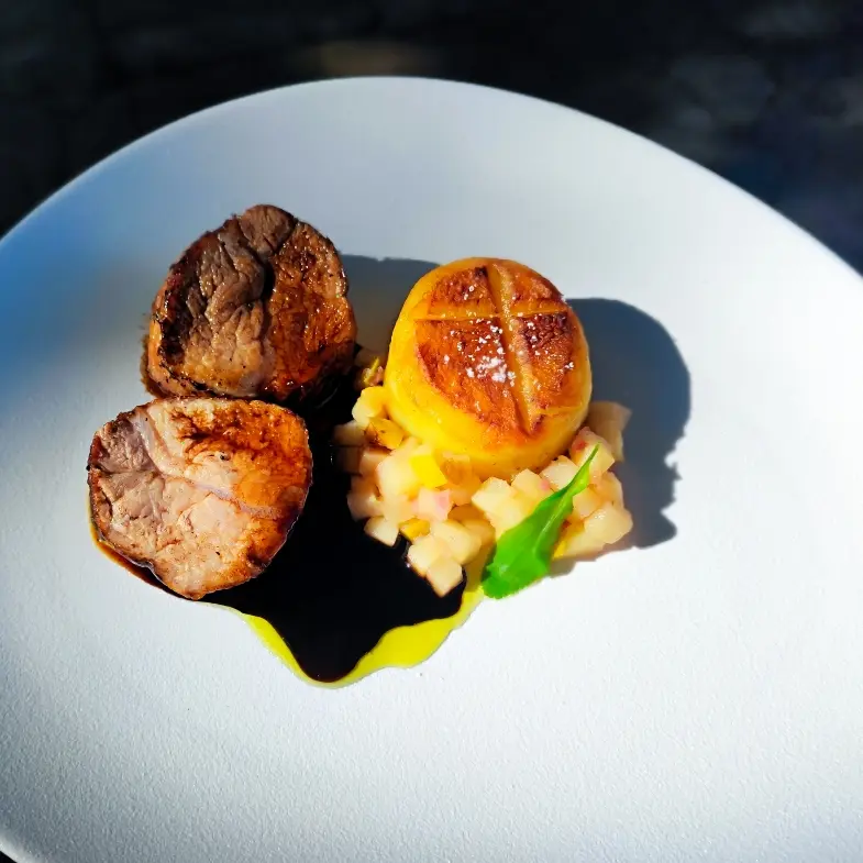 creation thumb for Balsamic and apple pork loin