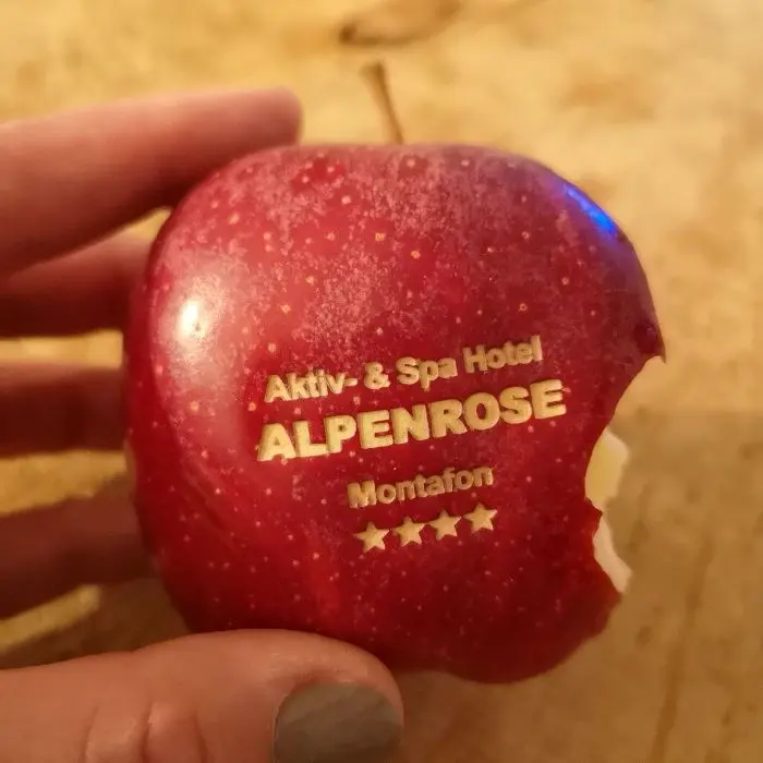 creation thumb for An apple a day 🍎