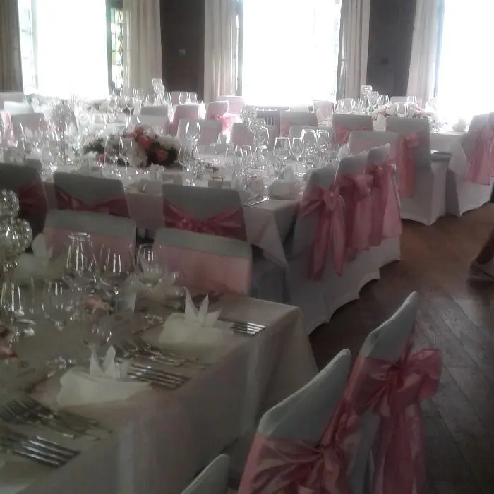 creation thumb for Unser Saal gedeckt für eine Hochzeit