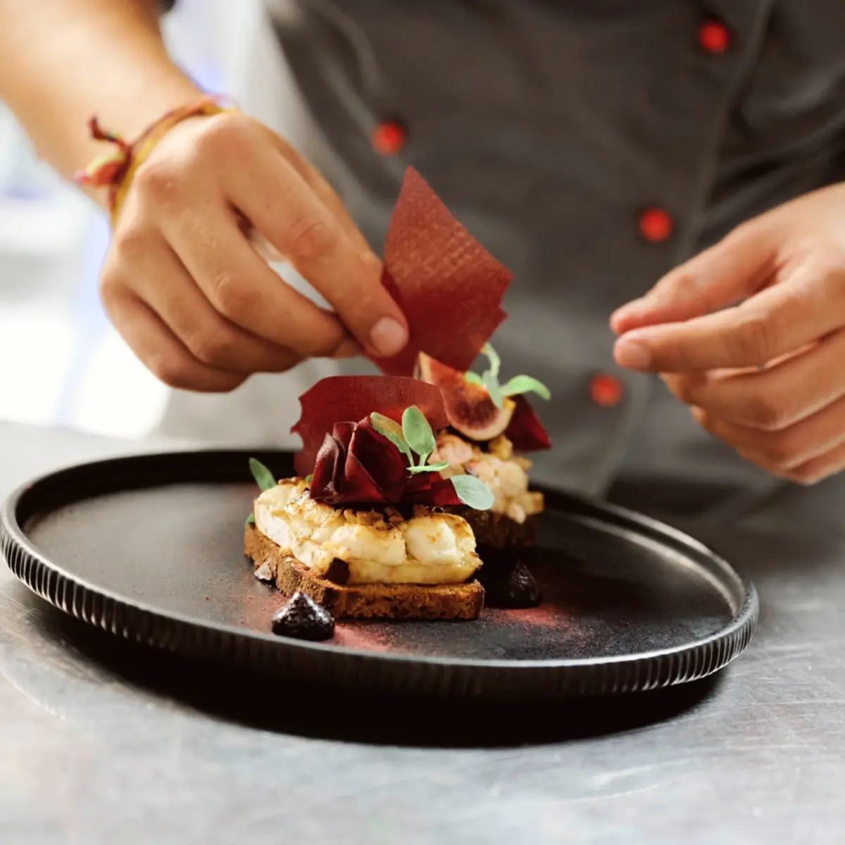 creation thumb for Aubergine | Honigbrot | Ziegenkäse | Walnuss | Rote Beete