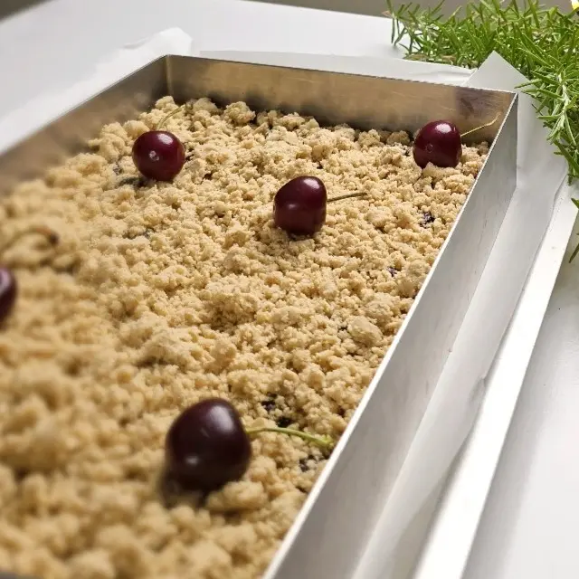 creation thumb for Cardamon & Cherry Crumble