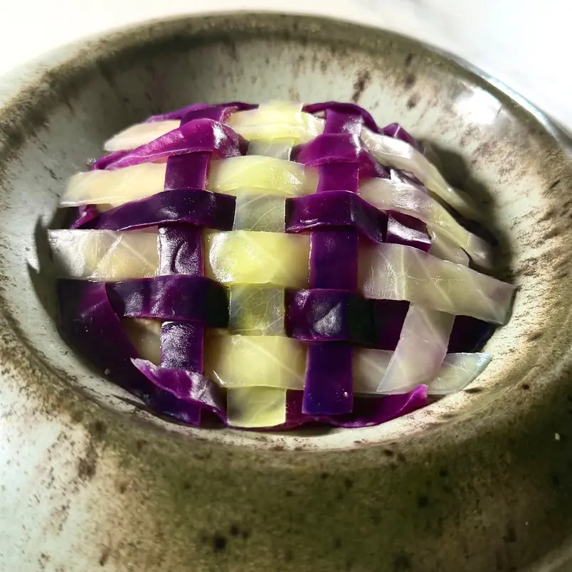 creation thumb for A blend of cabbage and purple cabbage, cauliflower with miso