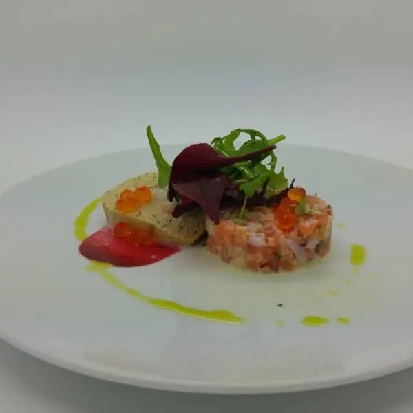 creation thumb for Lachs/ Kaisergranat/ Rote Bete/ Buttermilch