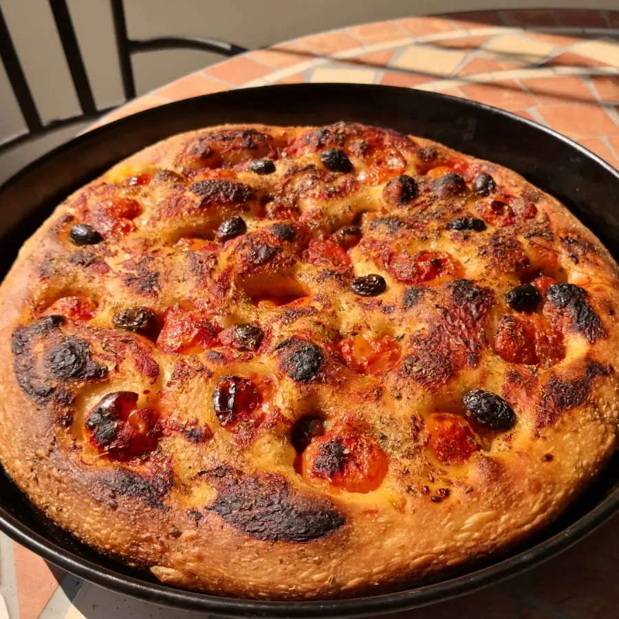 creation thumb for Focaccia Pugliese con lievito madre