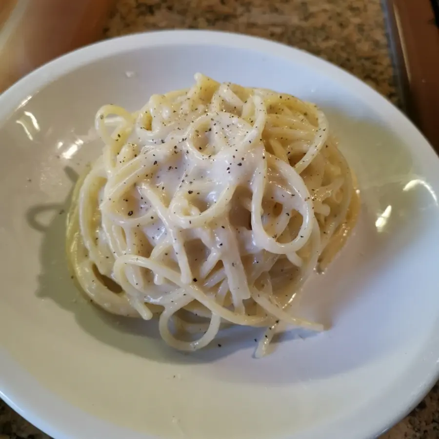creation thumb for Cacio e pepe