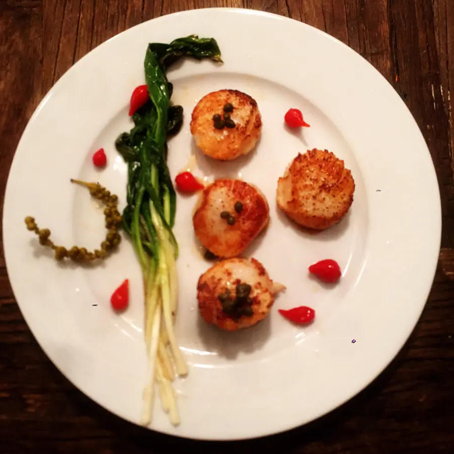 creation thumb for Seared Diver Sea Scallops and Ramps