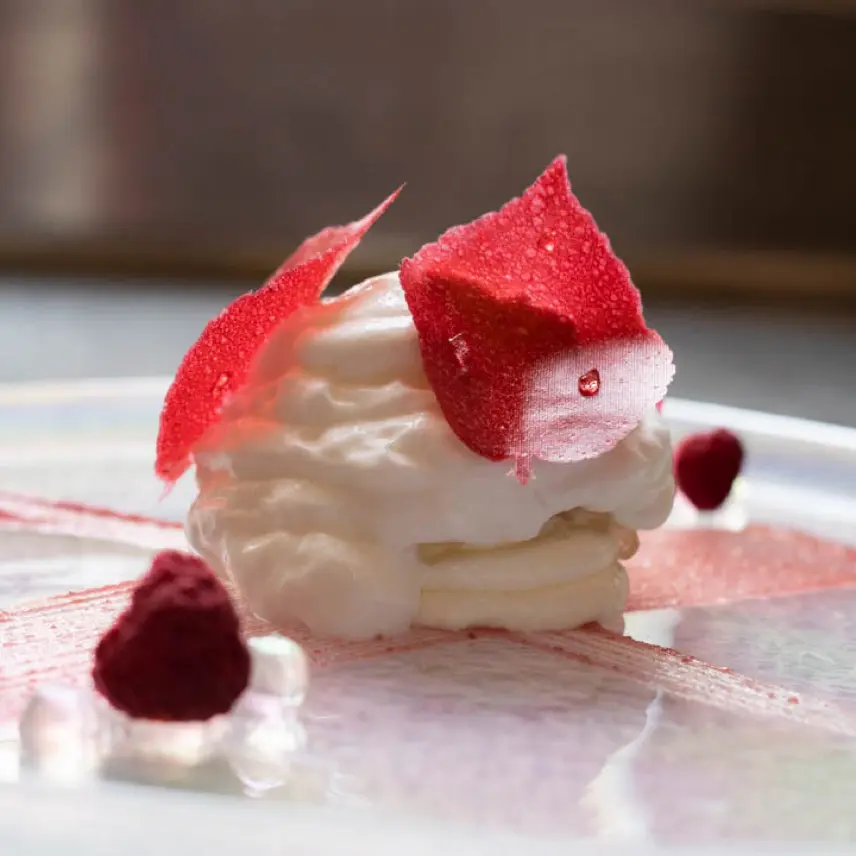 creation thumb for Yogurt, raspberry and roses