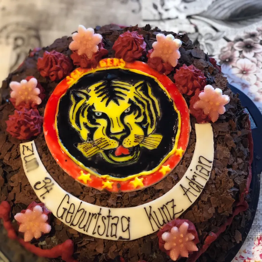 creation thumb for Selber gemachte Schwarzwäldertorte