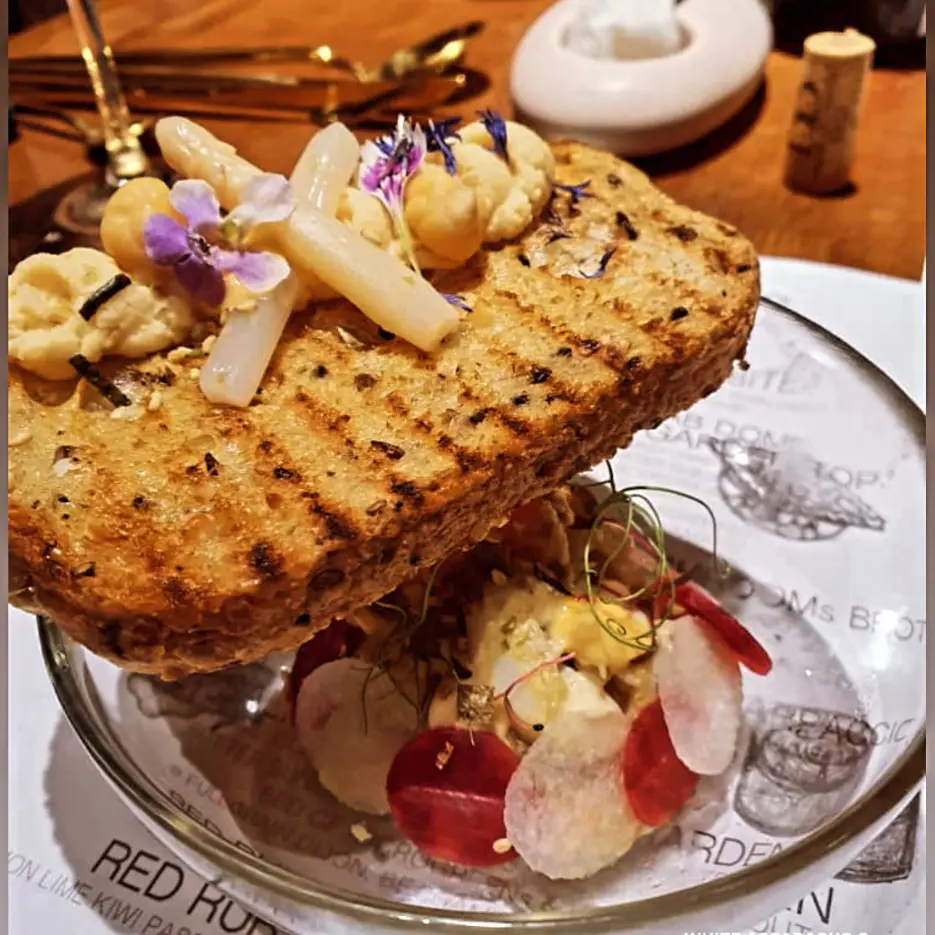 creation thumb for 🌸Multigrain truffle toast top with peeled mud crab sesame miso mayo🦀