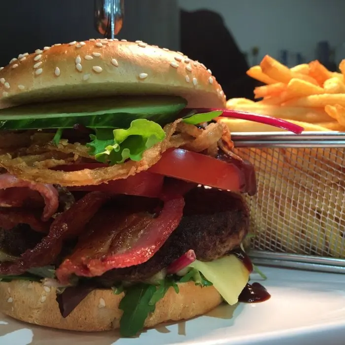 creation thumb for Burger🥓🧀🍔