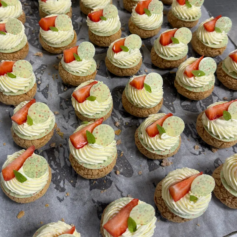 creation thumb for Basil Choux bun