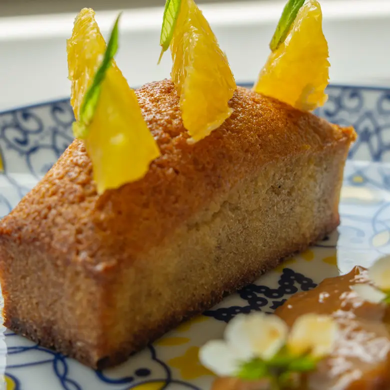 creation thumb for Financiers with Caramel Burnt Cream