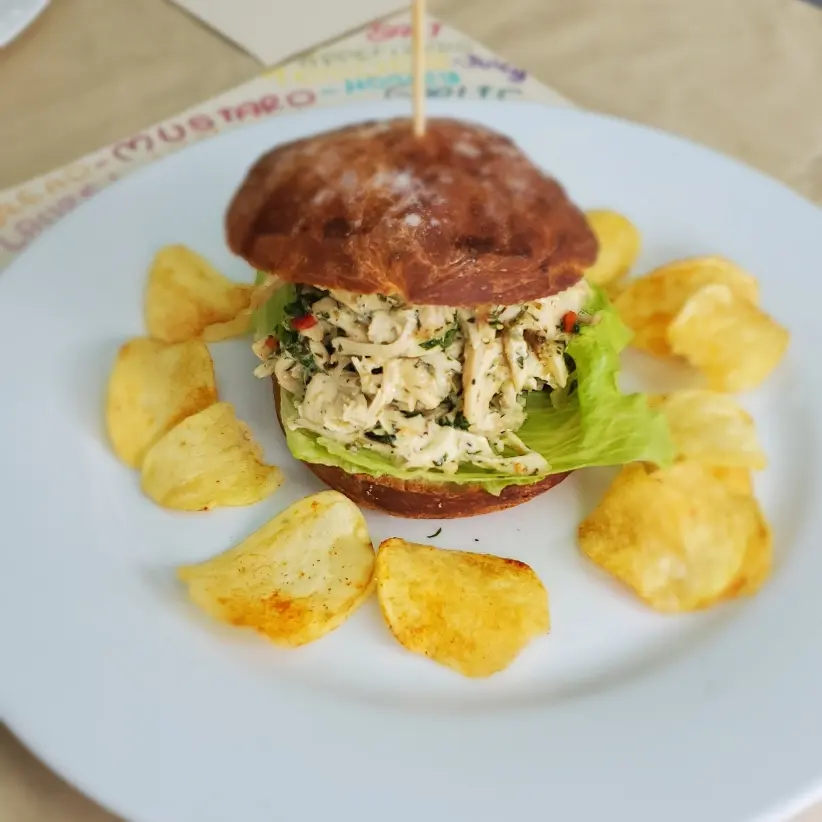 creation thumb for Grilled chicken sandwich