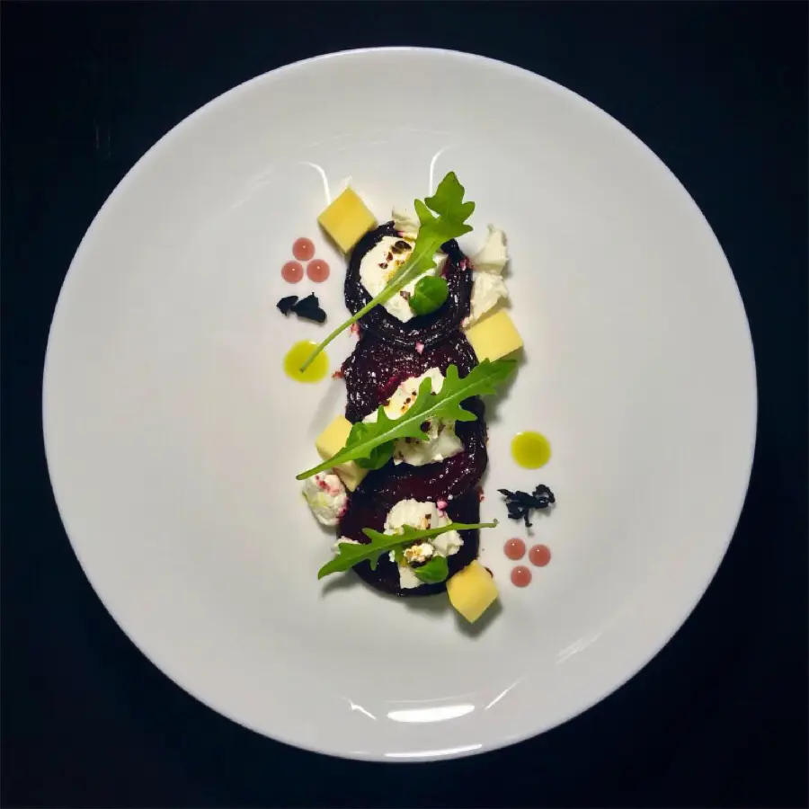 creation thumb for Caramelized beetroot with Ricotta and Mango.