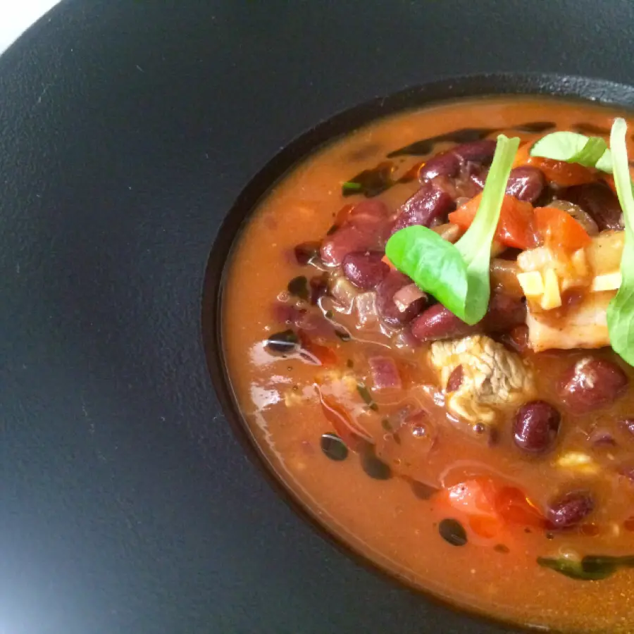 creation thumb for Tomato soup with beans and beef