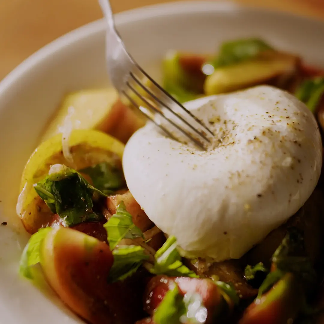 creation thumb for Tomato and Peach Salad with Burrata