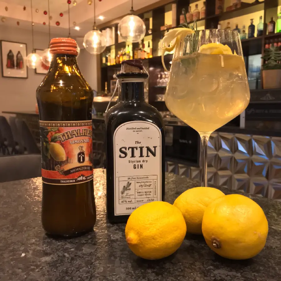 creation thumb for Gin & Lemonade