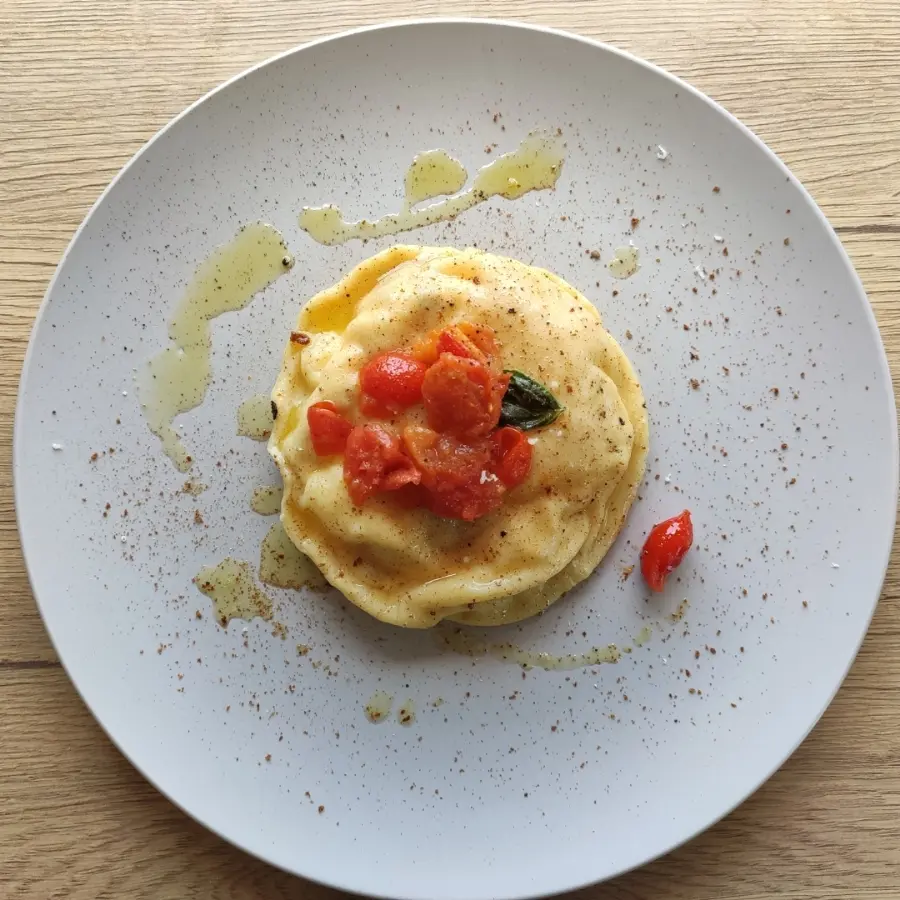 creation thumb for Pizza in a raviolo