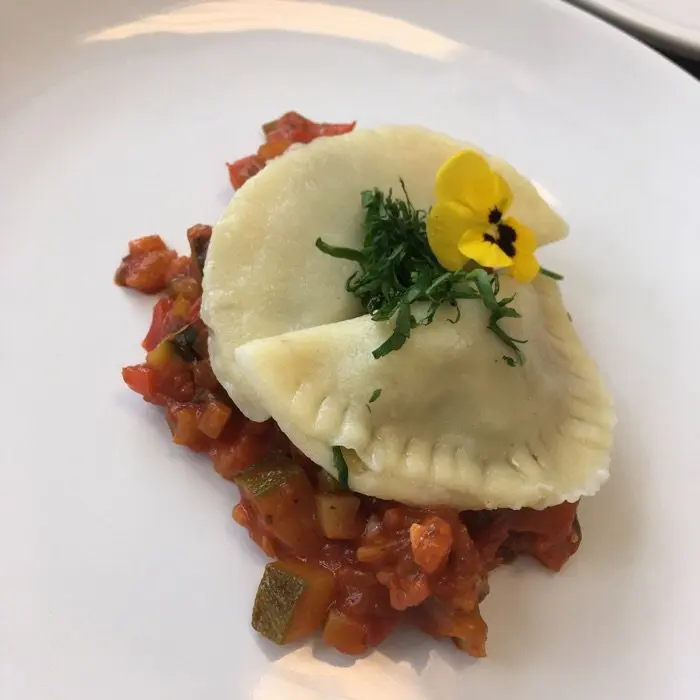 creation thumb for Vegane Ravioli auf Ratatouille Gemüse
