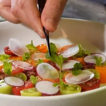 creation thumb for Rainbow Tomato & Radish Salad with Mint-Lime Dressing