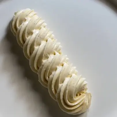 creation thumb for Crème Diplomat for Clean-Cut Tarts