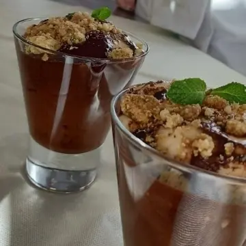creation thumb for Hot dark chocolate mousse with mandarin mousse